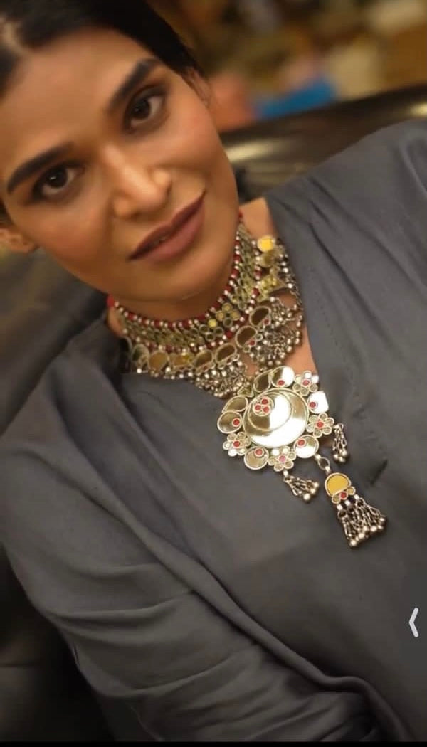 Neeha in Urwa Statement Neckpiece