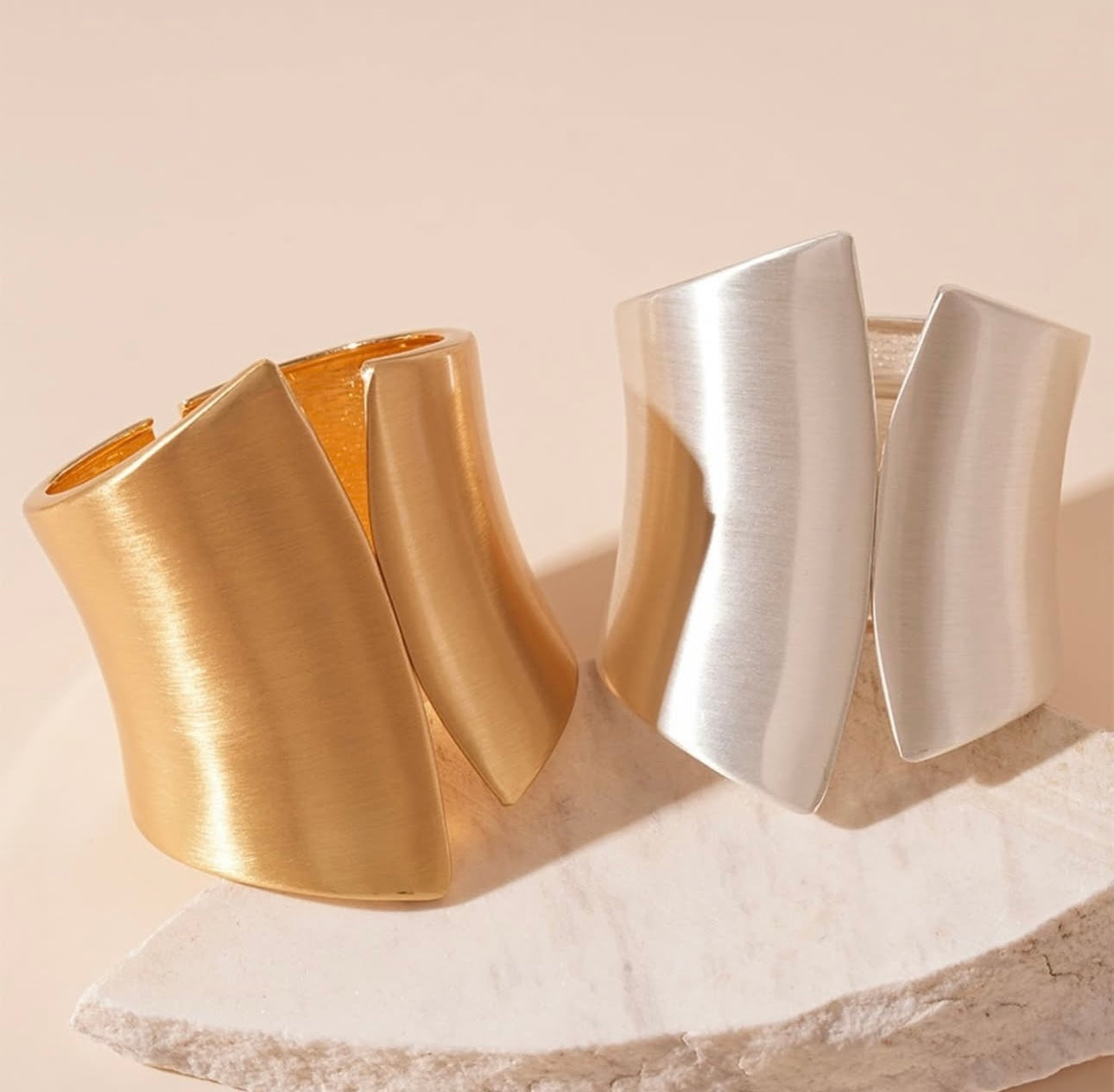 Echo Cuff