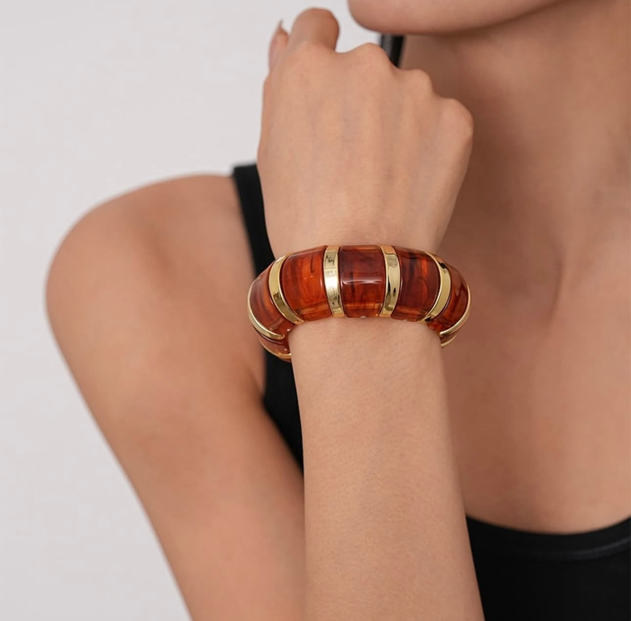 Opal kada/Cuff