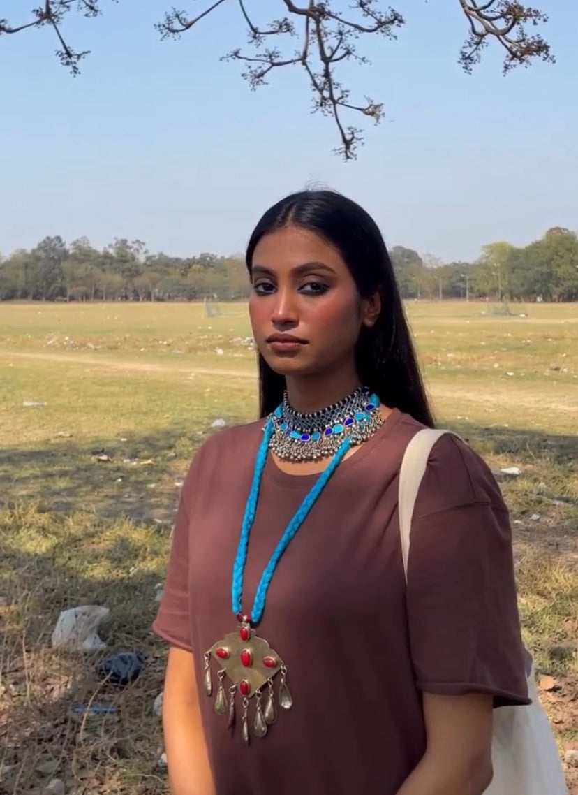 Shades of Blue Mawra Choker