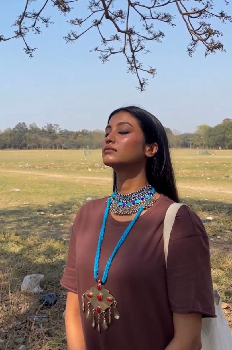 Shades of Blue Mawra Choker