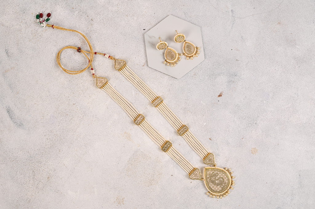 Qamar 22k Gold Plated Set - White