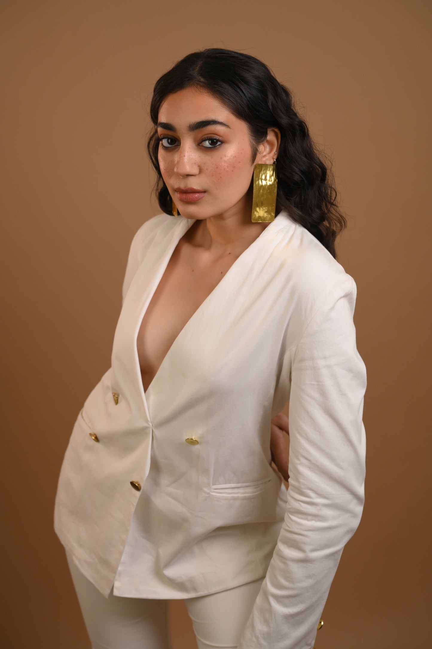 Colossal Earrings in Gold