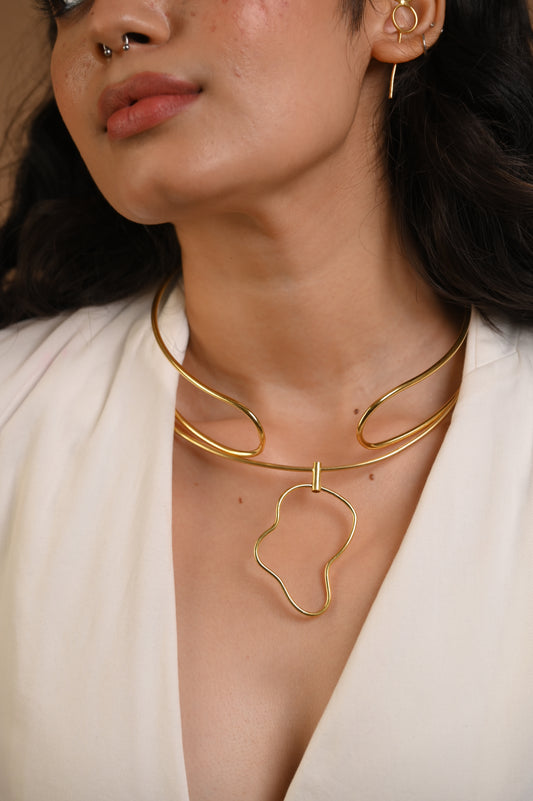 Cloud Neckpiece in Gold