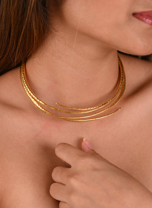 Claw Gold Neckpiece